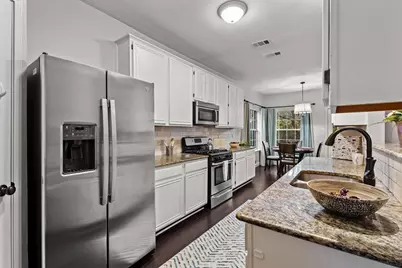 3615 Crestcreek Court, McKinney, TX 75071 - Photo 16