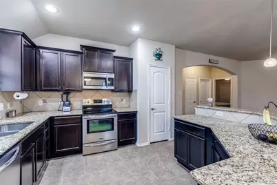 700 Lark Drive, Aubrey, TX 76227 - Photo 12