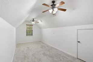 1104 Lynnwood Dr, Cleburne, TX 76033 - Photo 24