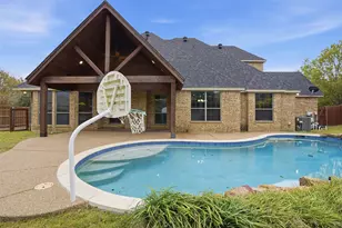 1104 Lynnwood Dr, Cleburne, TX 76033 - Photo 34