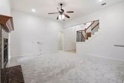 1104 Lynnwood Drive, Cleburne, TX 76033 - Photo 12