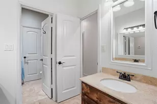 1104 Lynnwood Dr, Cleburne, TX 76033 - Photo 26