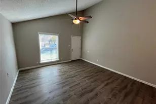 5827 Columbia Ave, Dallas, TX 75214 - Photo 4