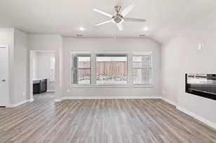 643 Medinah Rd, Red Oak, TX 75154 - Photo 6