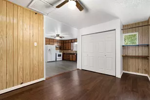 1201 W Felix St, Fort Worth, TX 76115 - Photo 6