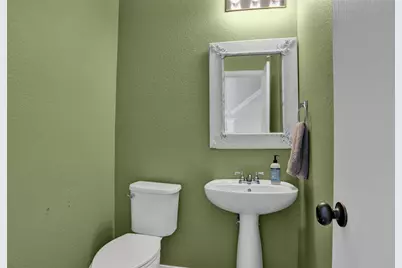 516 Crystal Falls Drive, McKinney, TX 75071 - Photo 22