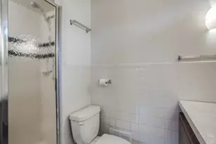 6327 Town Hill Ln, Dallas, TX 75214 - Photo 20