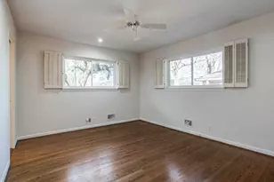 6327 Town Hill Ln, Dallas, TX 75214 - Photo 14