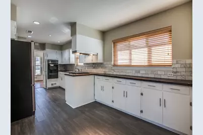 6327 Town Hill Lane, Dallas, TX 75214 - Photo 12