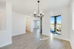 156 Rosewood Dr, Glenn Heights, TX 75154 - Photo 6