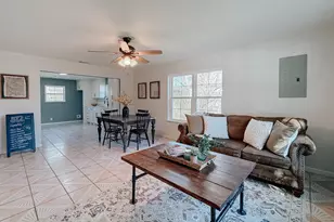 812 W 11th Ave, Corsicana, TX 75110 - Photo 4