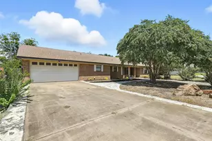 5610 Cuero Dr, De Cordova, TX 76049 - Photo 4