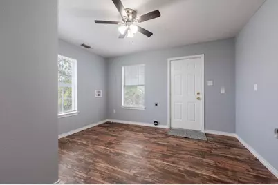 1301 Grand Avenue, Fort Worth, TX 76164 - Photo 34