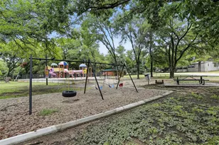 88 Live Oak St, Alvarado, TX 76009 - Photo 24