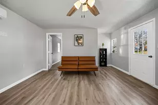 88 Live Oak St, Alvarado, TX 76009 - Photo 4