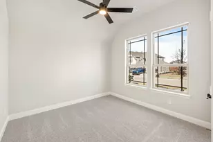 912 Imperial Eagle Rd, Alvarado, TX 76009 - Photo 6