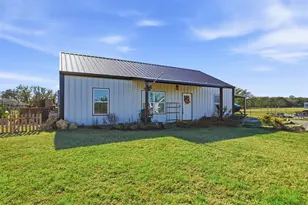 2225 J E Woody Rd, Springtown, TX 76082 - Photo 4