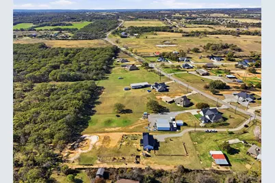 2225 J E Woody Road, Springtown, TX 76082 - Photo 32