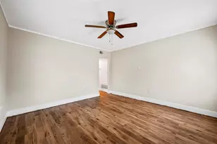 1016 E Arlington Ave, Fort Worth, TX 76104 - Photo 4