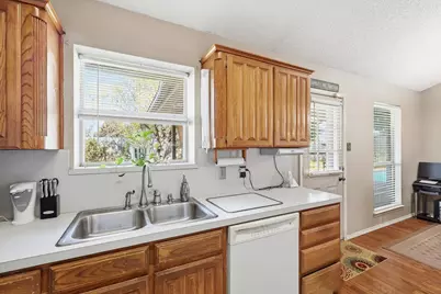 312 Richy Road, Roanoke, TX 76262 - Photo 14