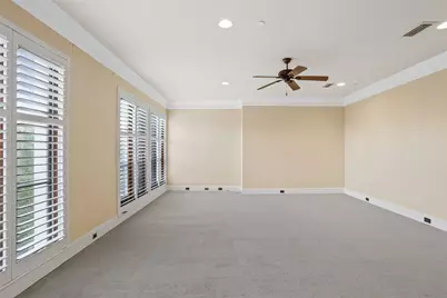 501 Samuels Avenue #320, Fort Worth, TX 76102 - Photo 16