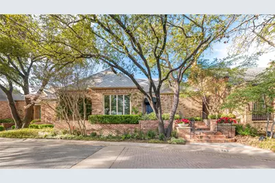 29 Saint Laurent Place, Dallas, TX 75225 - Photo 1