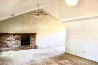 2638 Remmington Drive, Grand Prairie, TX 75052 - Photo 4