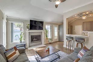 7129 Sample Dr, The Colony, TX 75056 - Photo 4