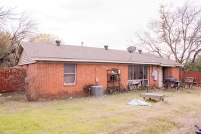 6364 Basswood Drive, Fort Worth, TX 76135 - Photo 2