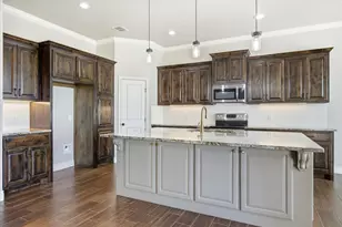 1801 Rockview Dr, Granbury, TX 76049 - Photo 10