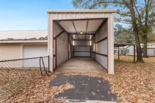 1621 Baseball Loop, Diana, TX 75640 - Photo 32