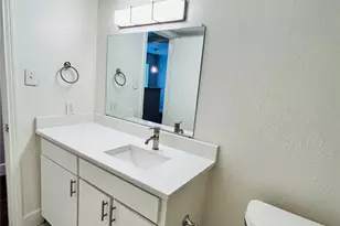 2211 S Vernon Ave, Dallas, TX 75224 - Photo 10