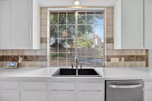 6114 Pinwood Cir, Arlington, TX 76001 - Photo 18