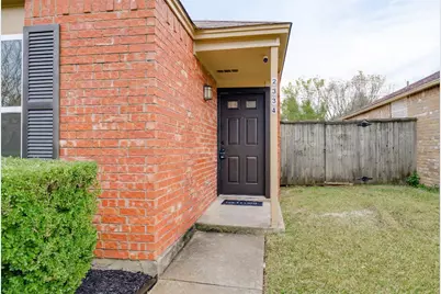 2334 Markland Street, Irving, TX 75060 - Photo 2