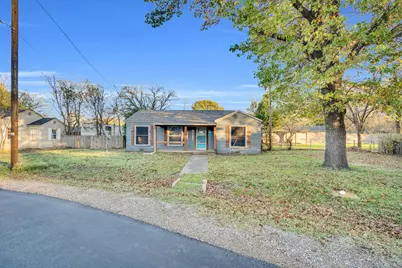 112 Barger Drive, Waxahachie, TX 75165 - Photo 2