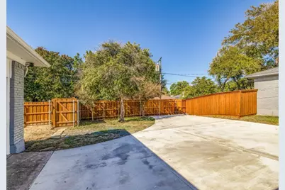 8011 Woodhue Road, Dallas, TX 75228 - Photo 14