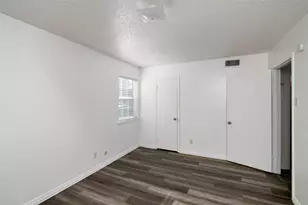 7050 Glenview Dr, North Richland Hills, TX 76180 - Photo 10