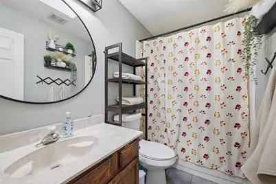 912 S Old Orchard Lane, Lewisville, TX 75067 - Photo 10