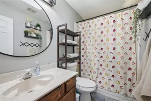 912 S Old Orchard Ln, Lewisville, TX 75067 - Photo 10