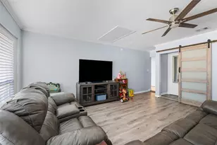 2038 Rose Hill Rd, Carrollton, TX 75007 - Photo 20