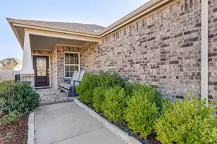 900 Rough Hollow Dr, McKinney, TX 75071 - Photo 2