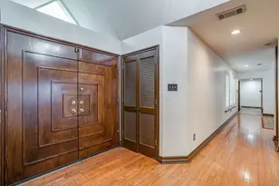 5800 End O Trail, Fort Worth, TX 76112 - Photo 4