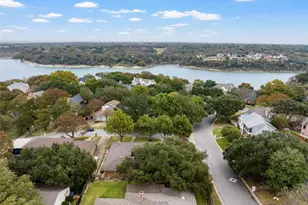 3900 Green Valley Dr, Waco, TX 76710 - Photo 36