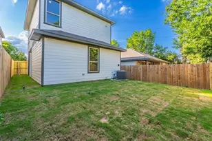 3228 Tuskegee St, Dallas, TX 75215 - Photo 16