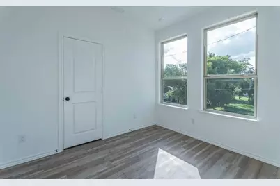 3228 Tuskegee Street, Dallas, TX 75215 - Photo 14