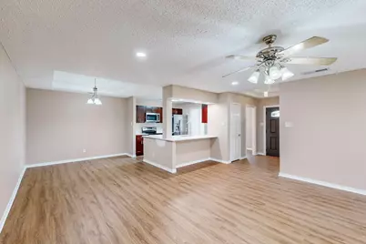 1908 N Irving Heights Drive, Irving, TX 75061 - Photo 4