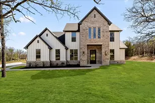 131 Spring Valley Rd, Paradise, TX 76073 - Photo 1