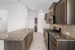 15816 Oak Pointe Dr, Fort Worth, TX 76177 - Photo 8