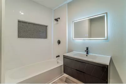 1704 Hillside Drive, River Oaks, TX 76114 - Photo 18