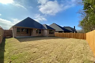 530 Aldred St, Greenville, TX 75401 - Photo 26